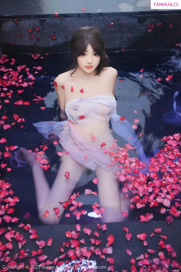   [XiuRen]高清写真图 2025.01.17 No.9778 桃妖夭 浴池美腿第96张图片
